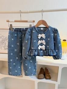 Girls' Early Autumn Cool & Sweet Round Neck Puff Sleeve Top With All-Over Bow Print, 3D White Bow Front Placket, Ruffle Hem, Paired With Elastic Waist Wide Leg Long Pants In Matching Print, Sweet Toddler Spring/Autumn Outing Set - Light Wash - View 1