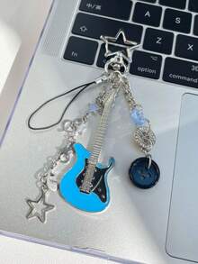 1pc Y2K Cute Guitar Shaped Keychain, Bag Charm, Car Key Ring Pendant, 3D Guitar Pendant, Unisex, Love Music,Backpack For School Cute Goth Gifts - A - View 4