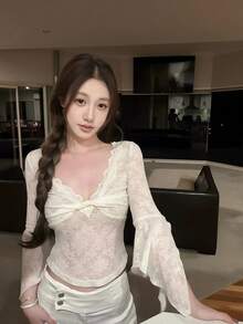 Sexy Lace Trim Twist V-Neck 3/4 Sleeve Base Layer Top For Women - Apricot - View 3