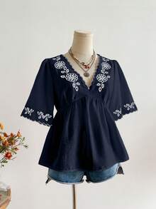Rusttydustty Bohemian Style Women's Plus Size Short Sleeve Embroidered V-Neck Casual Vacation Top Summer - Navy Blue - View 3