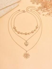 3pcs/Set Vintage Casual Heart & Sun Necklace Set, Fashion Heart-Shaped Spiral Sun Pendant Necklace, Popular Women's Neck Jewelry Suitable For Daily Wear And Holiday Party - Gold - View 2