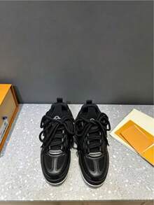 2026 New Skate Series Low-Top Versatile Casual Sports Shoes, Comfortable Classic Non-Slip Lightweight Low-Top Shoes, Campus, Unisex Classic Low-Top Running Shoes Gift With Box - Black - View 2