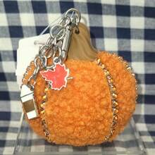 Keychain Holder With Random Gel Included, Bath, B&BW Original Silicone Figures, Body, Halloween, Dog, Heart, Chocolate, Autumn, Teacher - 亮橙色 - 查看 3