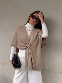 UNTUK KECANTIKAN Penutup Tubuh Rajut Bergaris Beige Elegan dengan Simpul di Depan Penutup Tubuh Pantai Boho yang Mudah Selendang untuk Liburan Musim Gugur - Khaki - View 5