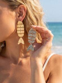 1 Pair Gold Fish Bone Shaped Pendant Earrings, Elegant And Exquisite, Suitable For Women To Wear On Daily, Beach Vacation, Party And Banquet - Yellow Gold - View 1