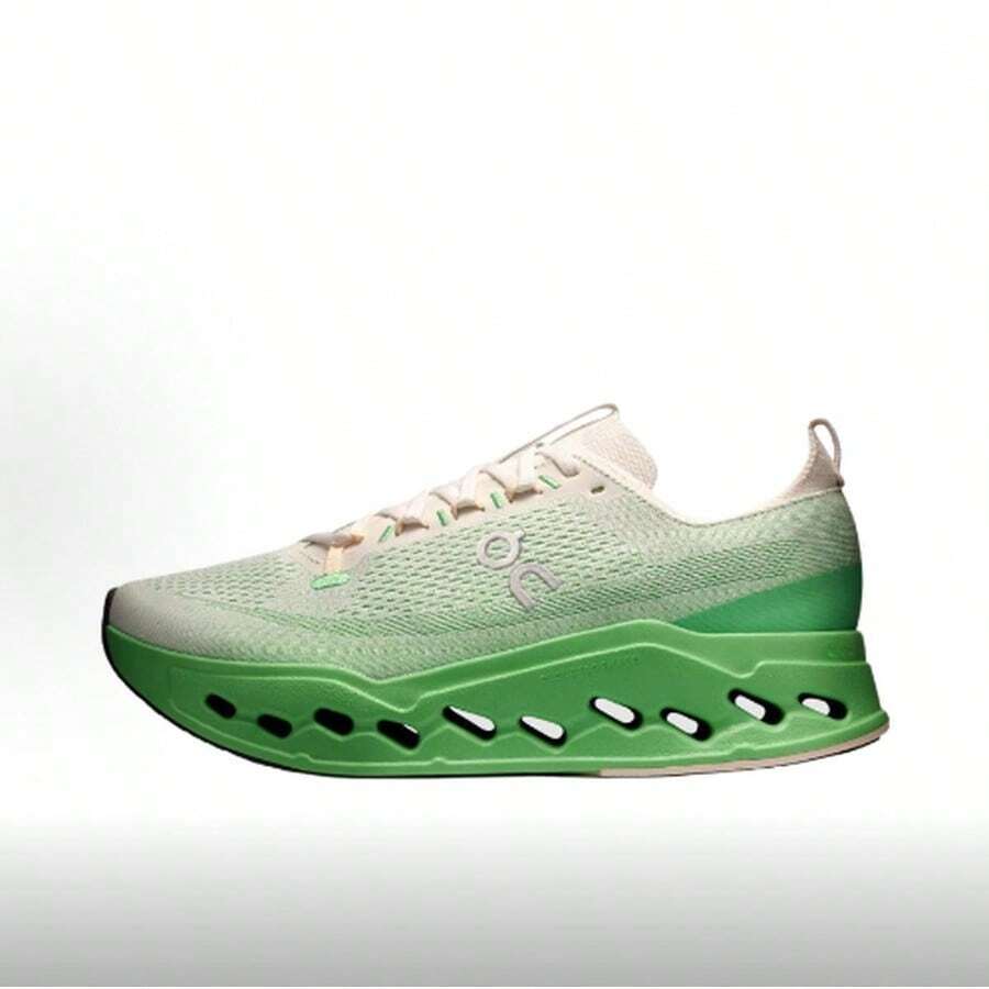 On Running Women Running Shoes - 白綠色 - 查看 1