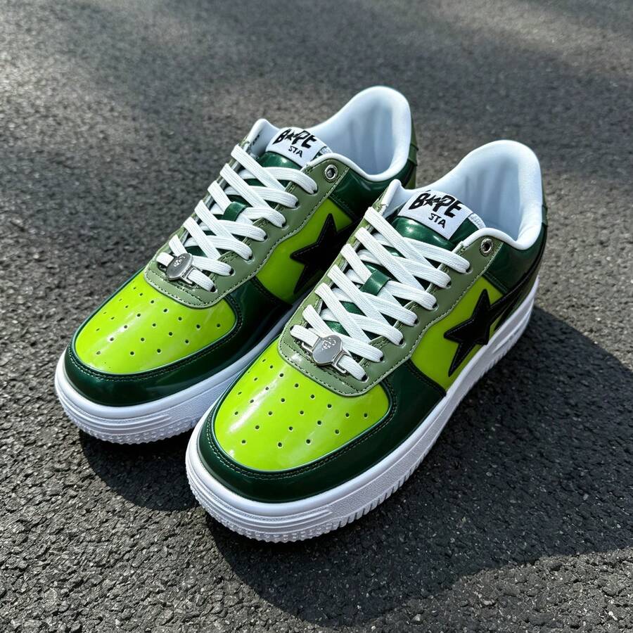 A BATHING APE 1雙中性休閒運動球鞋 BAPE STA 閃電星星標誌 耐穿低筒滑板鞋 - 鏡面黑綠 - 查看 1