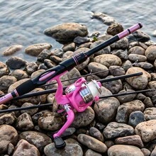 4-Section Carbon Fiber Straight Handle Fishing Rod And Spinning Reel Set, Pre-Spooling Reel, Full Set Of Lures And Hooks Accessories, Suitable For Beginner To Intermediate Anglers, Freshwater Bass Fishing Gear With Large Capacity Storage Bag - Pink - View 3