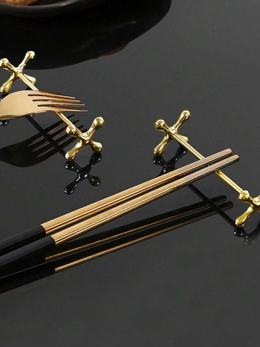A Set Of Tableware, Chopstick Rests, Chopstick Pillows, Tableware, Restaurant Kitchen Chopstick Rests, Special Clean And Hygienic Desktop Decorations, Small And Exquisite, Space-Saving - Plum silver - View 1