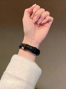 個性化人造皮革錶帶，相容 38/40/41/42/44/45/46/49mm 錶盤尺寸，適用於 Ultra/Se10/9/8/7/6/5/4/3/2/1 系列 - 金黑皮革 - 查看 4
