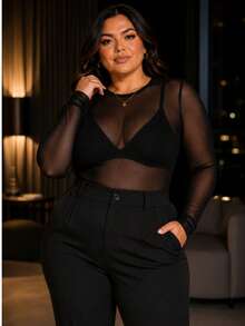 Blusa Feminina Tule Plus Size Blusinha Transparente Confortável e Elegante para Sair Noite Balada Eventos Shows e Festival Manga Longa Transparente em Tela - Preto - Visão 1