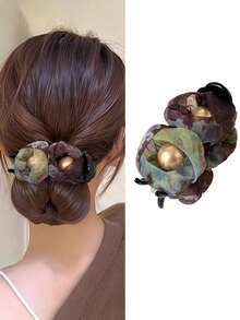 1件 8cm 小號布藝花朵髮夾，光滑絲綢花瓣搭配圓珍珠裝飾，中性色咖啡色與黑色，適合低盤髮與職場穿搭 - 彩色 - 查看 10