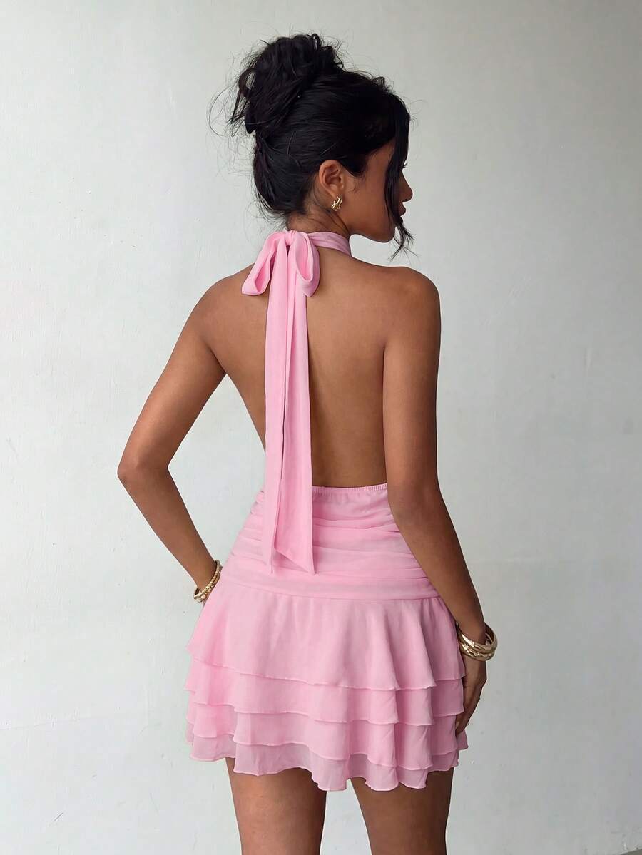 Elegante vestido mini con cuello halter, espalda descubierta y bajo con volantes en capas, color rosa - Rosa - Ver 1