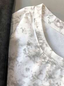 男士復古圖案T恤，百搭印花，透氣針織面料，適合日常穿著 - 白色 - 查看 4