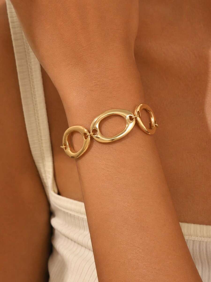 1pc Minimalist Ins Style Asymmetrical Hollow Oval Bracelet, Gold Fashionable Women's Hand Jewelry, Suitable For Daily Wear, Dates, Parties And Vacations - Gold - View 1