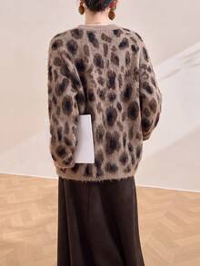 Women's Casual Minimalist Leopard Print Round Neck Pullover Sweater, Autumn/Winter - Coffee Brown - View 2