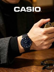 Jam Tangan Analog Minimalis Pria Casio Hitam dengan Gelang Stainless Steel Berlapis Ion, Tahan Percikan Air 3ATM MTP-VT01B-1B - Hitam - View 4