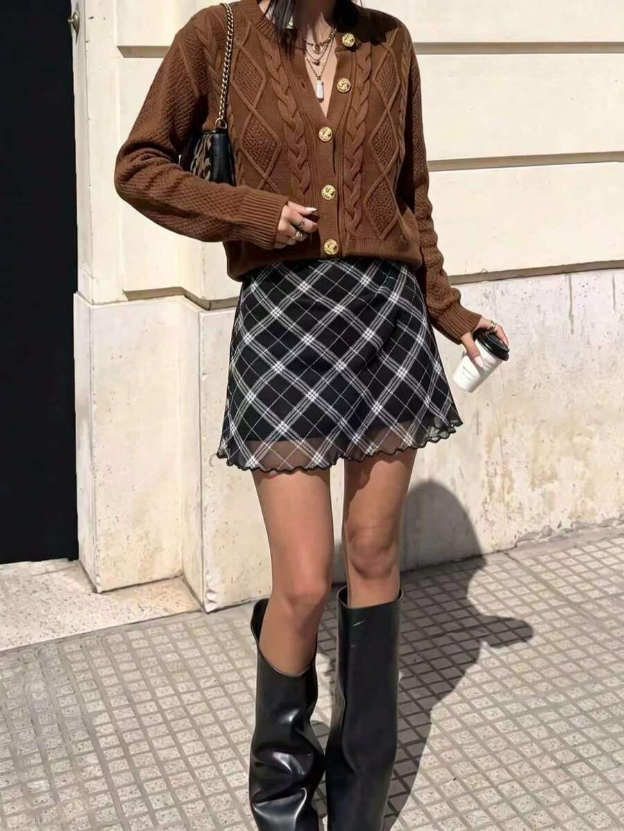 女款秋冬棕色針織開襟衫,圓領鈕扣前襟長袖休閒外套,適合日常穿著與約會穿搭 - 棕色 - 查看 1