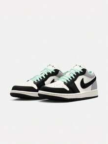Women's WMNS AIR JORDAN 1 LOW Basketball Shoes Low-Top IX5001-101 - Black and White - View 4