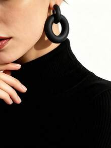 1 Pair Women's Vintage European & American Style Black Thick Tube Interlocking Double Hoop Dangle Earrings, Chunky Tube Material Double Ring Interlocked Drop Earrings, Suitable For Vacation, Party, Banquet Wear - Black - View 2