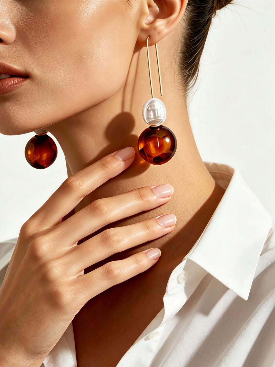 1 Pair Women's Vintage European & American Style Warm Gold Long Needle Double-Layer Matte White Pearl + Large Transparent Amber Round Bead Vertical Drop Earrings, Thin Line Double Bead Resin Long Dangle Earrings, Suitable For Banquet, Vacation Wear - Multicolor - View 1
