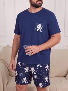 Men's Short Sleeve & Shorts Pajama Set, Cartoon Big Foot & Starry Sky Print Pocket Loose Fit Loungewear 2 Pieces Set - Royal Blue - View 1