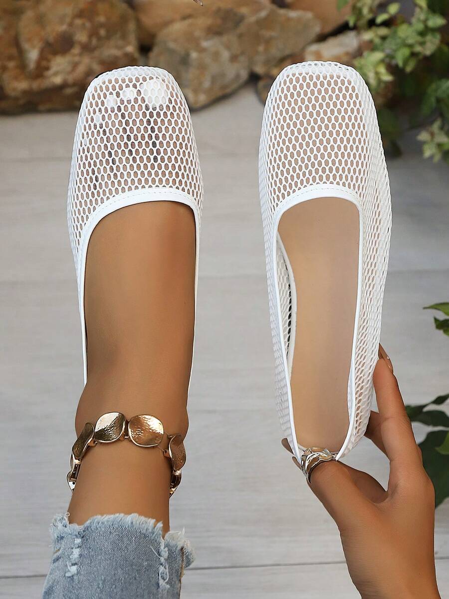 Sepatu Balet Datar Wanita Warna Polos Minimalis Ujung Bulat Gesper Kasual untuk Perjalanan Sehari-hari Streetwear Gaya Preppy - Putih - View 1