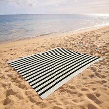 1pc Oversized Classic Striped Sand-Resistant Quick-Dry Beach Towel Mat, Suitable For 1-3 Adults - Lightweight, Durable Polyester Fabric - Perfect For Travel, Camping, Hiking And Leisure Beach Time, Beach Mat, Picnic Mat, Camping Ground Cover - Multicolor - View 9