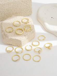 15 piezas de anillos vintage de perlas falsas y cristales, anillos apilables de banda lisa con diseños geométricos cuadrados, lazos y ondas en color dorado, joyería de mano para mujeres - Dorado - Ver 3