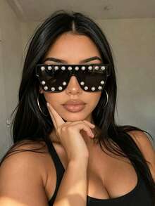 1pc Full-Rim Metal Eyelet Rivet Large Square Frame Niche Glasses, Pure Black Lenses, Niche Subculture Personalized Exaggerated Fashion Accessory, Suitable For Daily Wear, Street Photography, Vacation Travel, Summer Beach And Other Occasions, Full Of Academic Style, Showcasing Fashion Taste - black gray - View 2