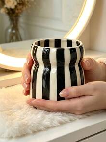 1pc Striped Ceramic Makeup Brush Holder, Cute Wavy Edge Makeup Brush Storage Cup, Multi-Color Vanity Desktop Organizer, Decorative Pen Holder, Home Bathroom Vanity Decor Storage Container - Multicolor - View 6