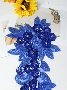 BNH1463 熱銷珠飾與水鑽裝飾 DIY 手作手工藝材料，新款 3D 花卉蕾絲飾邊布料含亮片，家居紡織服飾配件 - 寬度：21cm - 寶藍色 - 查看 7