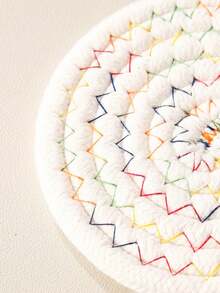 8pcs Beverage Coaster Set With Holder, Minimalist Woven Desktop Coasters, Heat-Resistant Kitchen Dining Table Coasters, Thickened Insulated Pads, 4-Color Absorbent Coaster Set, Home Decor Desktop Protection, Suitable For Various Cups, 4.3 Inch - White - View 2
