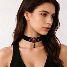 Dark Style Hollow Lace Choker Necklace With Vintage Bronze Frame, Red Rhinestone Teardrop And Black Pendant - Multicolor - View 4