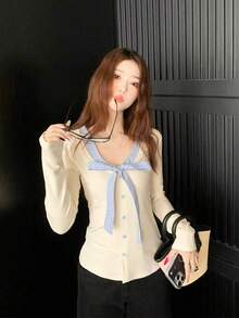 Korean Sweet Style Patchwork V-Neck Bow Button Long Sleeve T-Shirt, Slim Fit Flattering Atmosphere Inner Layer Casual Versatile Autumn/Winter Women's Top - Apricot - View 2