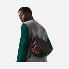 Lacoste Women Clutches - 黑色 - 查看 2