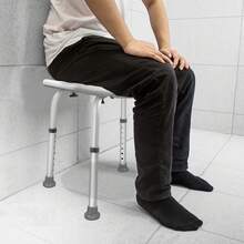 Höhenverstellbarer Duschhocker, Badhocker mit Aluminiumgestell und Sitzfläche, Badezimmerhocker für Dusche und Badewanne, Rechteckiger Duschsitz - 37-51 cm - Übersicht 11