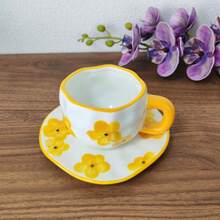 Set Cangkir dan Piring Keramik Underglaze Motif Bunga Lukis Tangan 300ml, Set Cangkir Teh Sore & Set Cangkir dan Piring Kopi - Pola bunga berwarna oranye-kuning - View 4