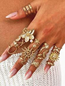 14pcs Gold Bohemian Beach Vacation Style Women's Ring Set, Faux Pearl Sunflower Shell Asymmetrical Shape Multi-Layer Casual Versatile Rings, Suitable For Vacation, Photography, Daily Wear, Dating - Gold - View 2