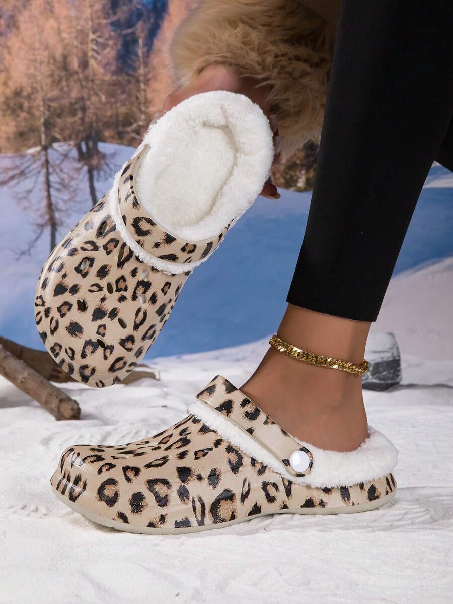 Winter Fuzzy Lined Clogs Anti Slip Warm Plush Indoor Outdoor Hole Slippers - Multicolor - View 1
