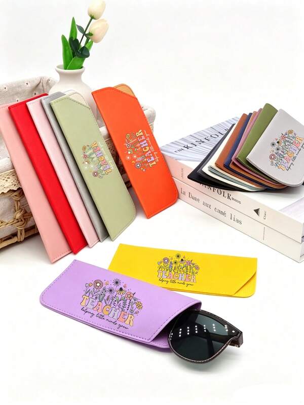 Glasses Case, Cleaning Cloth, Glasses Holder, Glasses Protection Storage Box, Women's Glasses Bag, Multi-Functional Storage Bag, Fashionable Accessory And Ideal Gift For Men And Women, Glasses Cloth, Perfect For Cleaning Glasses, Camera Lenses And Smartphone Screens. Suitable For Students, Office Workers Daily Storage, Also Convenient For Carrying, Home And Office Use, Essential Screen Cleaning Item. Back To School, Travel, Vacation Essential Learning And Storage Supplies.