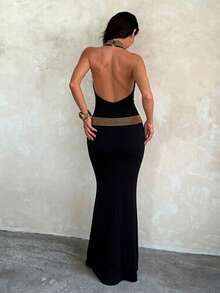Gaun Rajut Elegan Tanpa Punggung, Gaun Pas Badan Tanpa Lengan dengan Detail Rantai Emas, Cocok untuk Pesta dan Acara Formal, Warna Hitam - Hitam - View 7