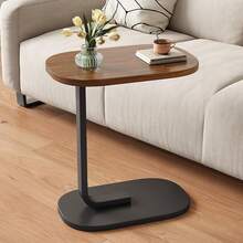 Mesa lateral versátil em C, com tampo de madeira e base metálica pesada para maior estabilidade. Design moderno e minimalista, ótima para usar como mesa de cabeceira ou mesa de jantar auxiliar. - Multicolorido - Visão 13