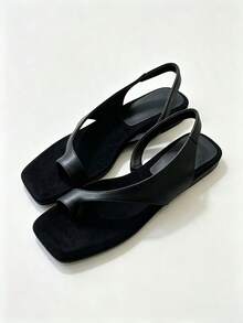 Sandal Datar Ujung Persegi Terbaru Musim Panas 2026 untuk Wanita, Gaya Prancis Minimalis Elegan INS Sandal Romawi Datar Nyaman untuk Liburan, Sandal Jepit - Hitam - View 2