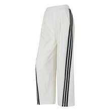 Adidas Celana Pisang Seri Dansa Tiga Garis, Celana Rajut Wanita Model Twist - Putih/Hitam - View 4