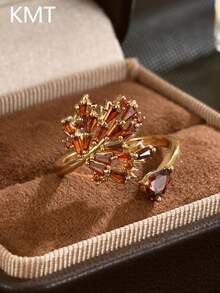 KMT 1pc Copper Inlaid Artificial Zirconia Vintage Maple Leaf Open Ring For Women, Luxury Leaf Design Adjustable Ring, Heavy Craft Fallen Leaf Design Hand Accessory, Atmospheric Outfit Accessory, Thanksgiving, Birthday, Daily, Date Women's Jewelry - Maple Leaf - View 3