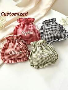 Tas Kosmetik Serut Motif Kotak-kotak Bordir Nama yang Dapat Disesuaikan, Tas Kosmetik Gaya Manis dengan Hiasan Ruffle, Cocok untuk Ulang Tahun Sahabat atau Souvenir Pernikahan, Tersedia Berbagai Warna (Termasuk Palet Warna Macaron), Tas Hadiah Kecil yang Lucu dan Elegan - MultiWarna - View 2