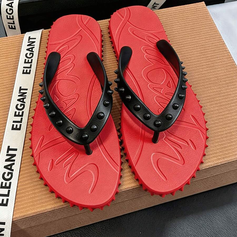 CL"Classic Retro 3D Riveted Red-Bottom Flip-Flops, Couple Beach Flat Toe Sandals, Casual Slip-Resistant Comfortable Flip-Flops - 黑紅雙釘 - 查看 1