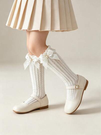 1 Pair Girls' Pearl Bow Mid-Calf Socks, Children's Frill Trim Cable Knit Long Socks, Baby Princess Socks, Made Of Soft Knitted Fabric With 3D Cable Texture, Breathable And Skin-Friendly, Ruffle Cuff Gently Wraps The Ankle, Decorated With Satin Bow And Pearl, Exquisite And Sweet, Suitable For Princess Dresses, Pleated Skirts And More, Ideal Accessory For Girls' Daily Wear, Birthday Parties And Performances