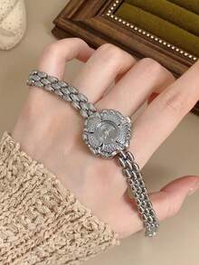 1pc Women's Stainless Steel Band Watch, Classic Square Dial, Elegant Quartz Watch, Suitable For Daily Wear, Business And Party - Silver - View 2